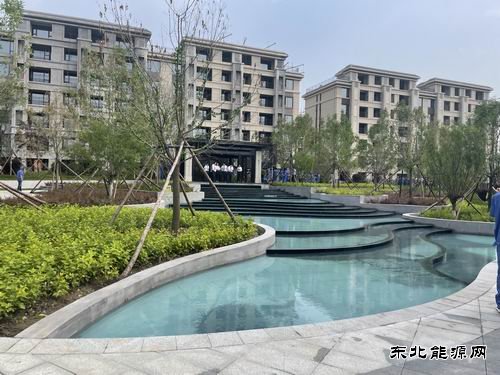 抚矿集团房地产公司：浑河城·七方块项目完成主体结构封顶