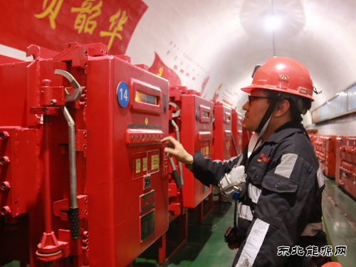 张家峁矿业公司机电工区：自主化管理激发班组新动能