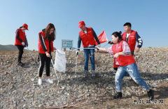 兴凯湖电业局：党员服务队和青年志愿者为美化家园争光添彩
