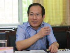 铜川矿业公司党委书记、执行董事王蓬到下石节矿慰问调研