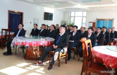 兴凯湖电业局：组织全局干部职工集中收听收看党的十九大盛况