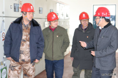 兴凯湖电业局：陈殿军局长深入兴凯湖供电旭升变现场指导春检