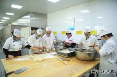 潞安集团焦化公司：“三注重”打造民生改善“升级版”