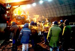 绥化热电公司：与风雪战斗保煤炭供应
