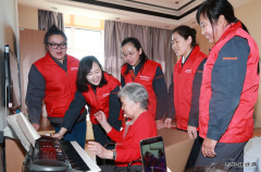 庆“三八”：兴凯湖公司到老年服务中心开展慰问活动