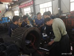 高山煤矿：对新分配机电专业大学生进行集中培训