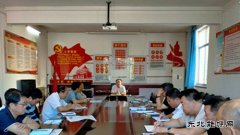中心社区：新班子、新举措、树立服务新形象