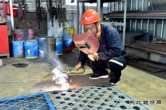 潞安集团李村煤矿：制作三级过滤水篦 筑牢井下排水“防御工事”