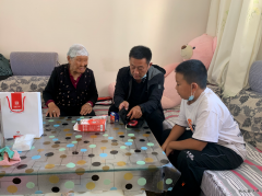 阿勒泰执法支队富蕴执法大队： 圆梦“微心愿”有事“我帮你”