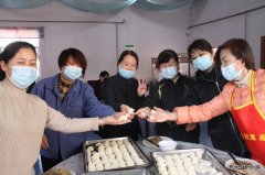 蒲白矿业技校联合党委：冬至饺子情意浓 “温情饺子”暖人心