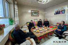 ：Ｖ捶ù蠖：温情看望送祝/yejiebaitai/2024/0219/＃旰樯钆诵