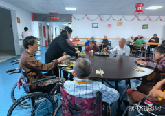 ：Ｖ捶ù蠖：践行雷锋精神，志愿服务我先行
