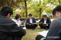 中煤新集公司利辛矿业工会：书香四溢 共赴阅读之约